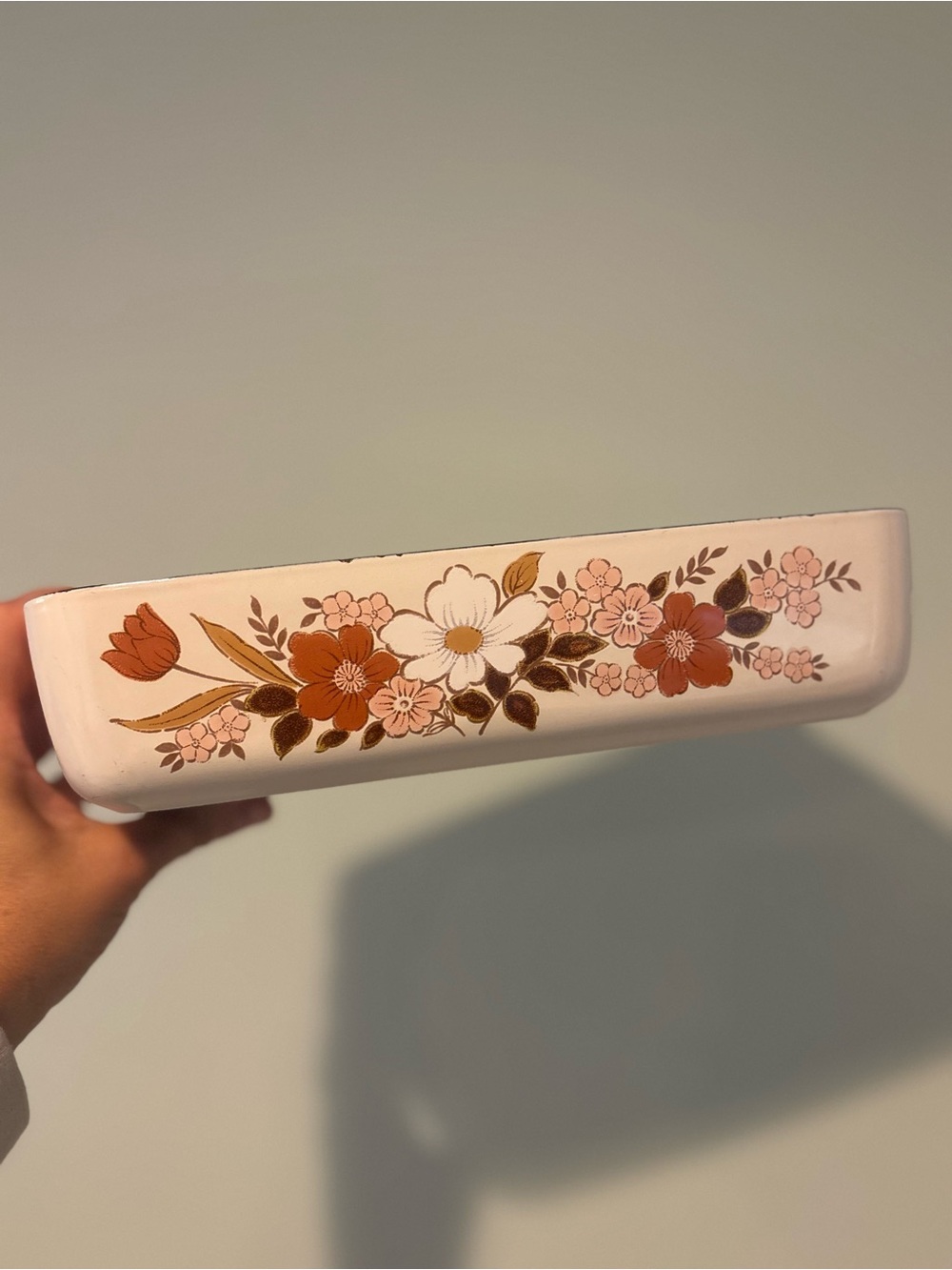 vintage Kingsbury "Dogwood" enamel-over-steel baking dish 🤎🍄‍🟫🪩